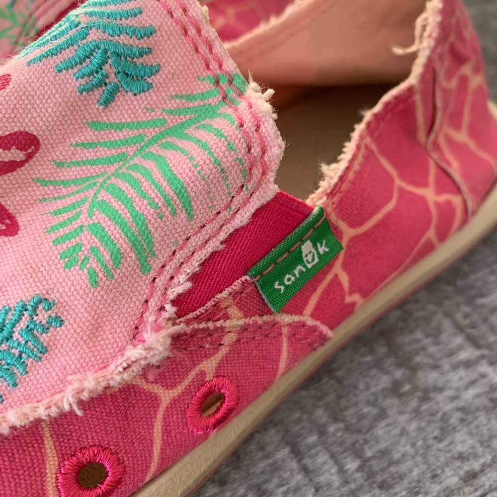 Sanuk Girls Sidewalk Surfer Giraffe Print - Picture 3 of 15